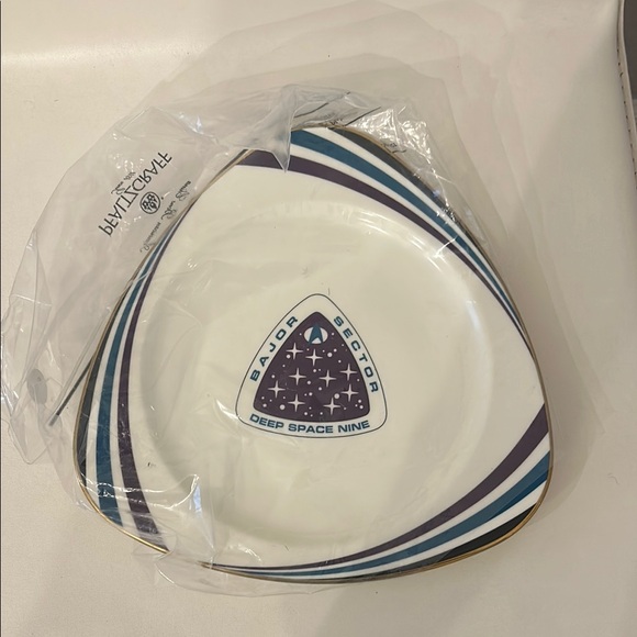 Star Trek Deep Space Nine 3 Piece Buffet Set - Picture 9 of 9